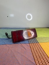 Feu arrière Peugeot J9 /205 fourgonnette en bonne état   A814