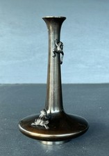 ART D'ASIE: Japon vase soliflore aux deux grenouilles