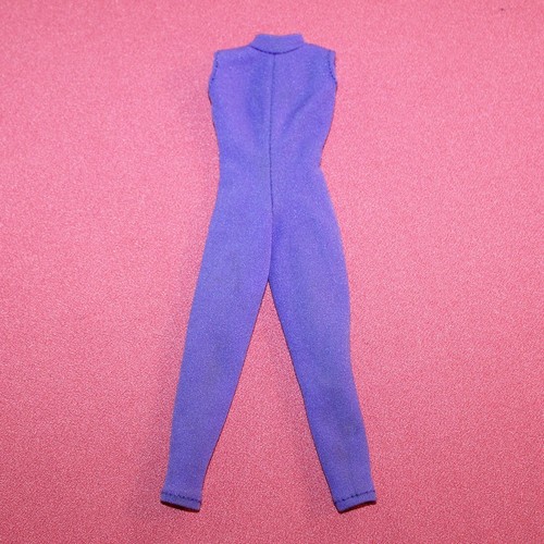 Combinaison mauve poupée