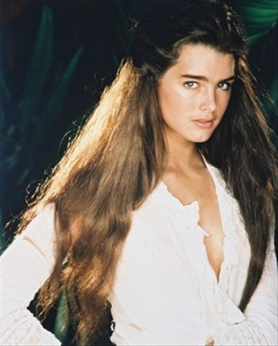 Brooke shields emmeline - en, de