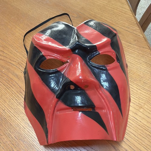 Vtg 1998 wwf - vtg, officially