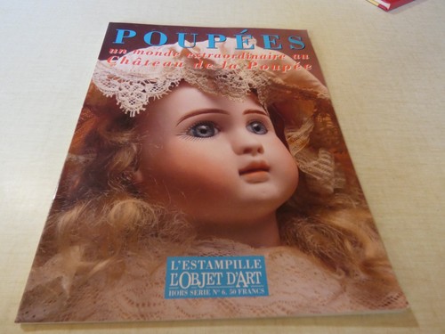 Poupee monde extraordinaire - un,