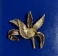 Vintage 1980s Gold-Tone Flower