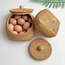 Panier en rotin avec couvercle