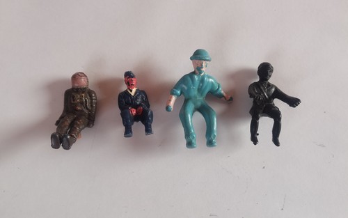 Lot figurines chauffeurs - figurines,