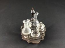 Serviteur ancien huile