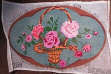 TAPISSERIE DESSUS COUSSIN "