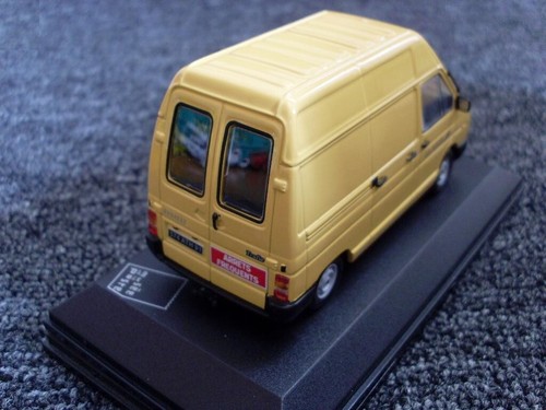 Rare renault trafic sureleve - ~,