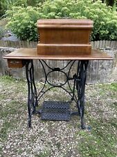 MACHINE A COUDRE PFAFF  Avec