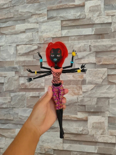 Poupée articulée monster - poupée,