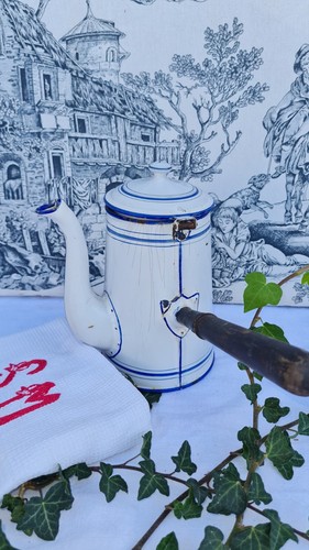 Ancienne cafetiere emaillee - cafetiere,