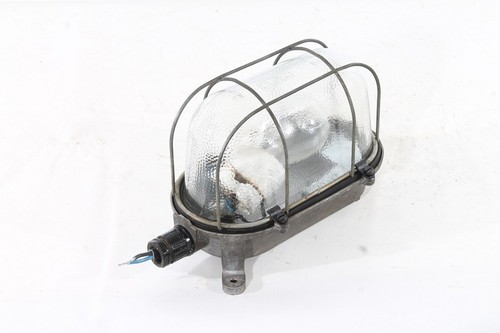 Ancienne lampe industrielle - lampe,