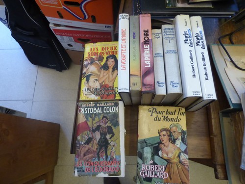 Lot books robert - lot, 10