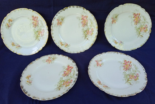 Assiettes anciennes desserts - assiettes,
