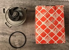 NEUF POMPE A EAU / WATER PUMP FEBI 09755 @ VW LT 28-35, LT 40-55 @ N8273