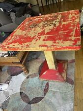 Table de bistrot métal rouge Industriel