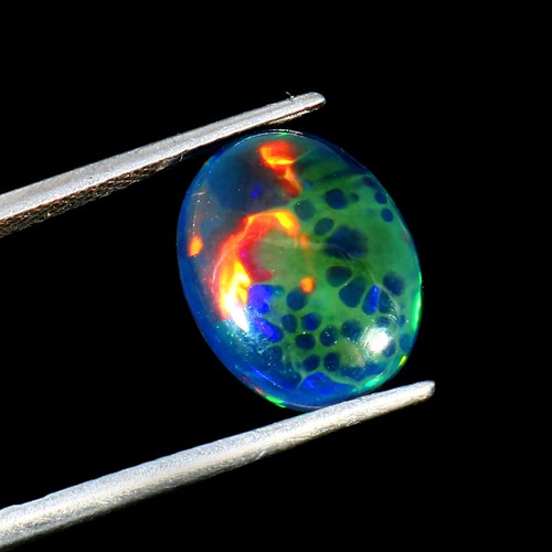 Cabochon ovale opale