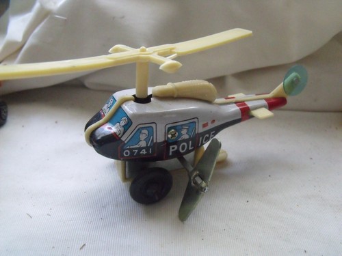 Pyragric tôle helicoptere - -,
