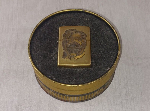 Ancien briquet édition