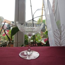 1 coupe a champagne en cristal