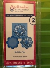 Lot de quatre 2 matrices Spellbinders Shapeabilities Medallion