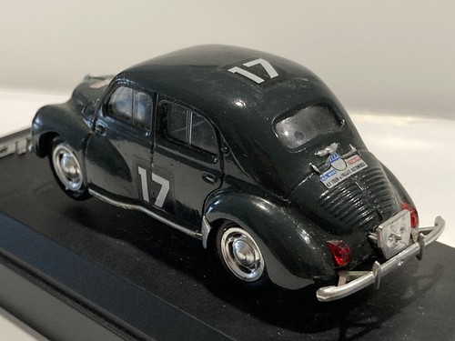Solido vintage renault 4 - 1/43,