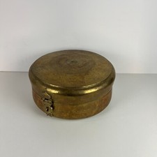Ancienne grande boîte à pain chapati indienne en laiton gravé et décoré 45 cm