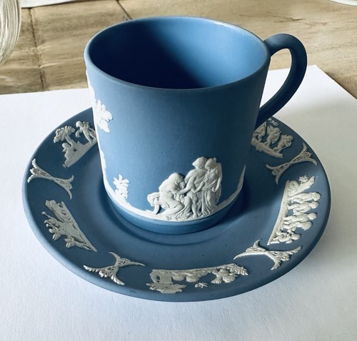 Tasse porcelaine biscuit - en,
