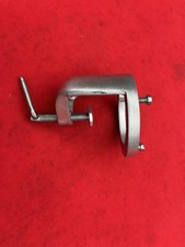 Etau Pour Lampe Jielde