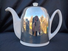 Salam tea pot - tea, guy