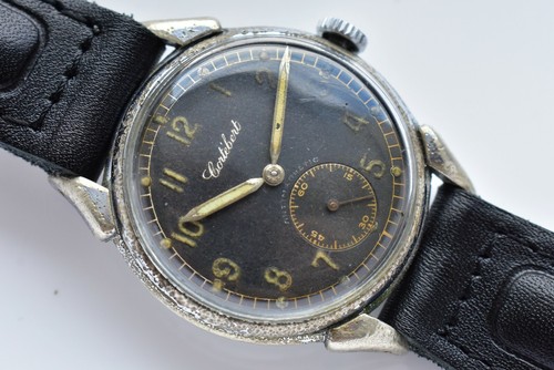 Très rare montre bracelet - très,