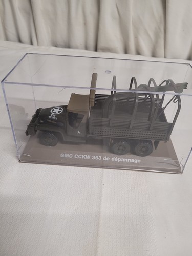 Véhicule militaire miniature - véhicule,