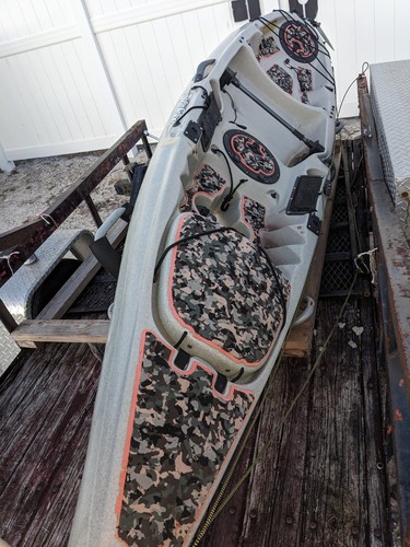 Hobie revolution hull only - hobie,