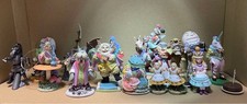Lot de 17 figurines Alice's
