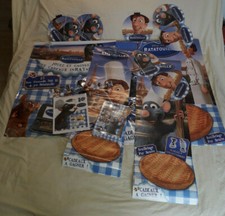 SET COMPLET PROMOTIONNEL MAGASINS FEVES POSTERS GEANT RATATOUILLE DISNEY PIXAR