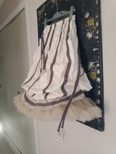 Jupe Mi-longue, Moloko