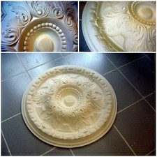 rosace neuve en staff(platre