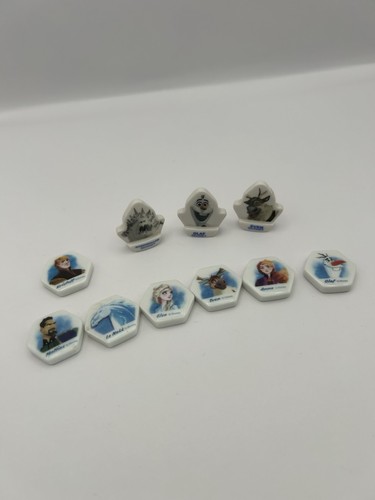 R946 lot fèves disney reine - disney,