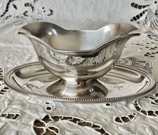 SAUCIERE EN METAL ARGENTE CHRISTOFLE PERLES