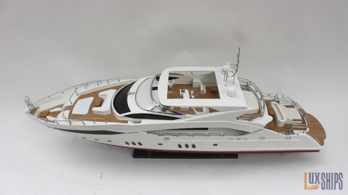 Modèle yacht luxe - de,