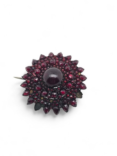 Belle broche xixeme en - belle,