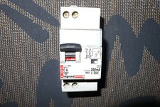 DISJONCTEUR DIFFERENTIEL 6A