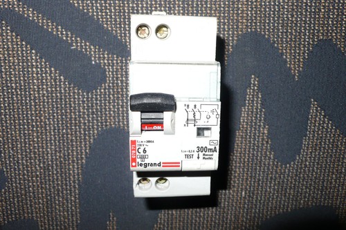 Disjoncteur differentiel - disjoncteur, 6a