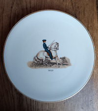 Assiette plate en porcelaine