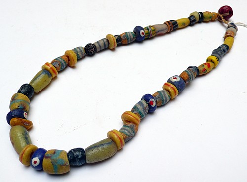 Ancien collier pâte de - ancien,