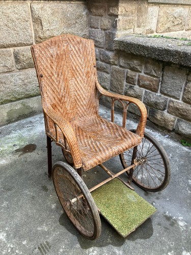 Fauteuil roulant pour