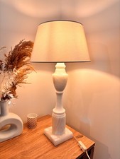 lampe vintage en marbre