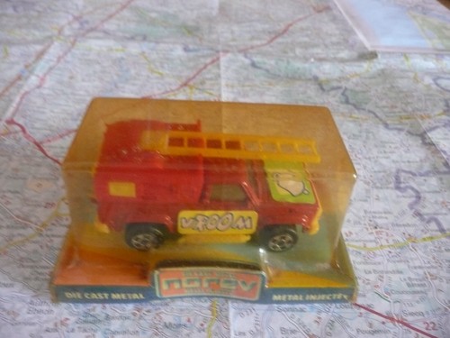Jeep 4x4 vroom pompiers - jeep,