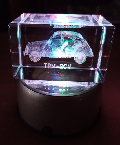 Rare cube cristal voiture - 3d,