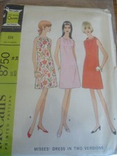 8750 ANCIEN PATRON VINTAGE "McCALL'S 3 CREATIONS ROBE DROITE 1960 T44 (16) 